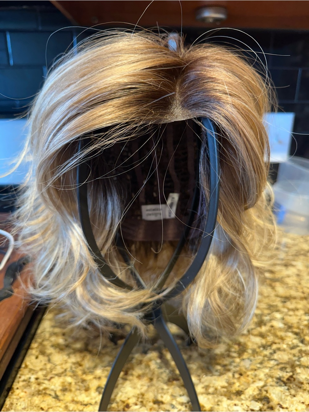 Layered Women's Wig in Light Blonde with Dark Roots
